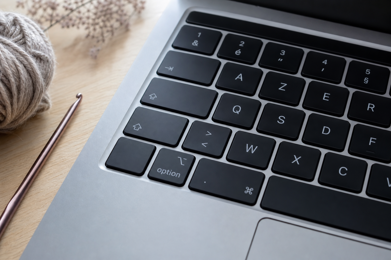 Comment faire des crochets sur un Mac avec son clavier