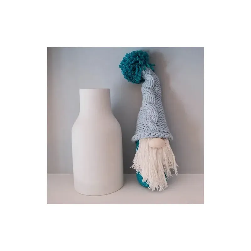 Kit amigurumi gnome de Noël Earthwhisper au crochet : vue 1