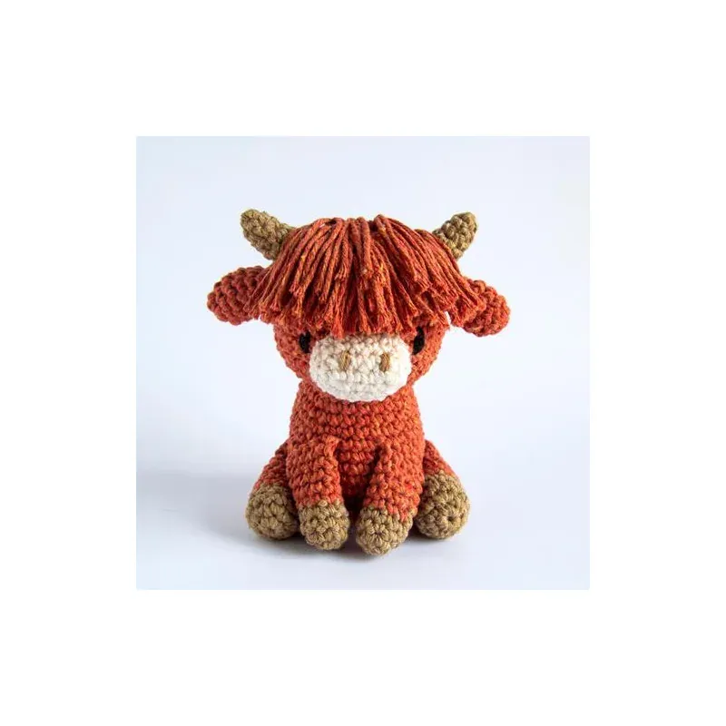 Kit crochet amigurumi Aidan la vache Highland débutant : vue 1