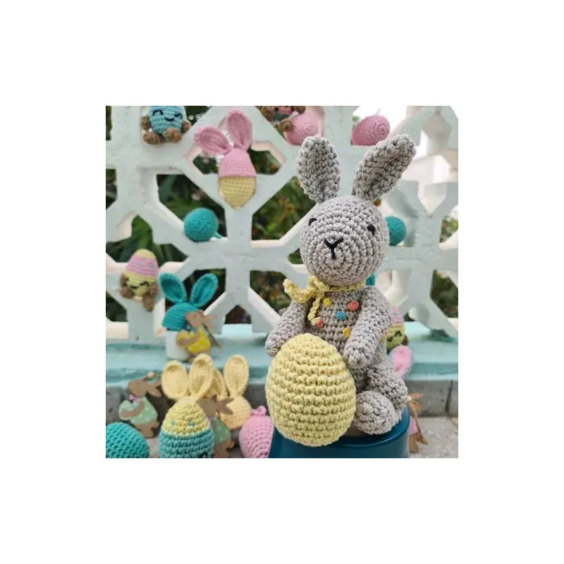 Kit crochet amigurumi lapin Choco Pop pour Pâques : vue 1